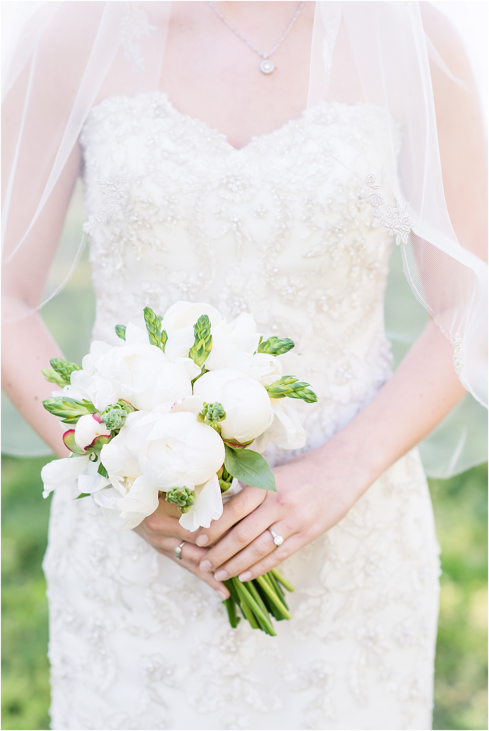 bridal session white and green wedding bouquet details