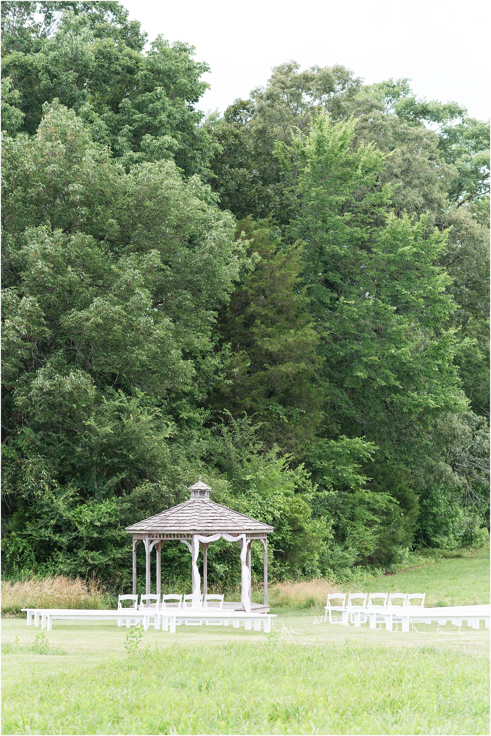 outdoor ceremony at gazebo at Starlight Meadow