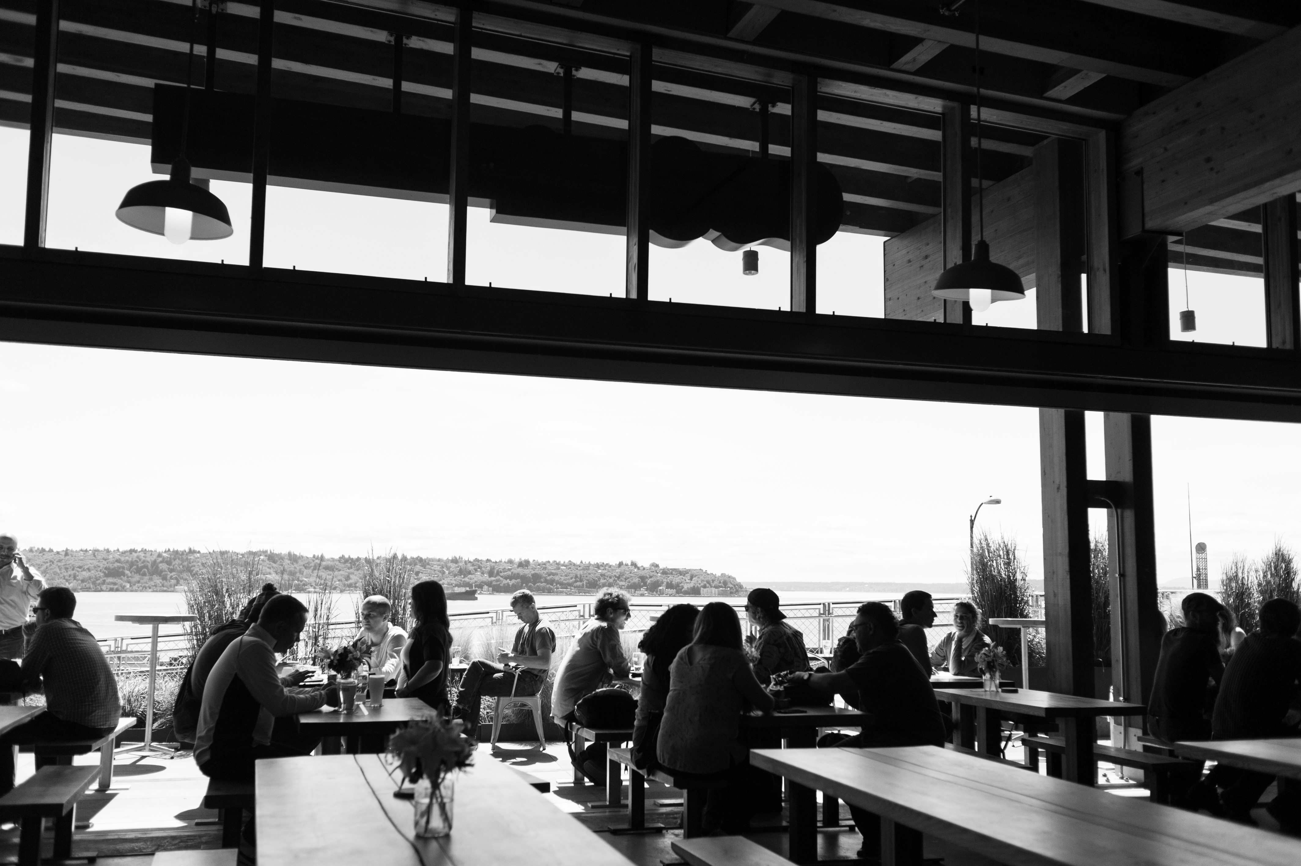 a resturant overlooking the sound in seattle washington