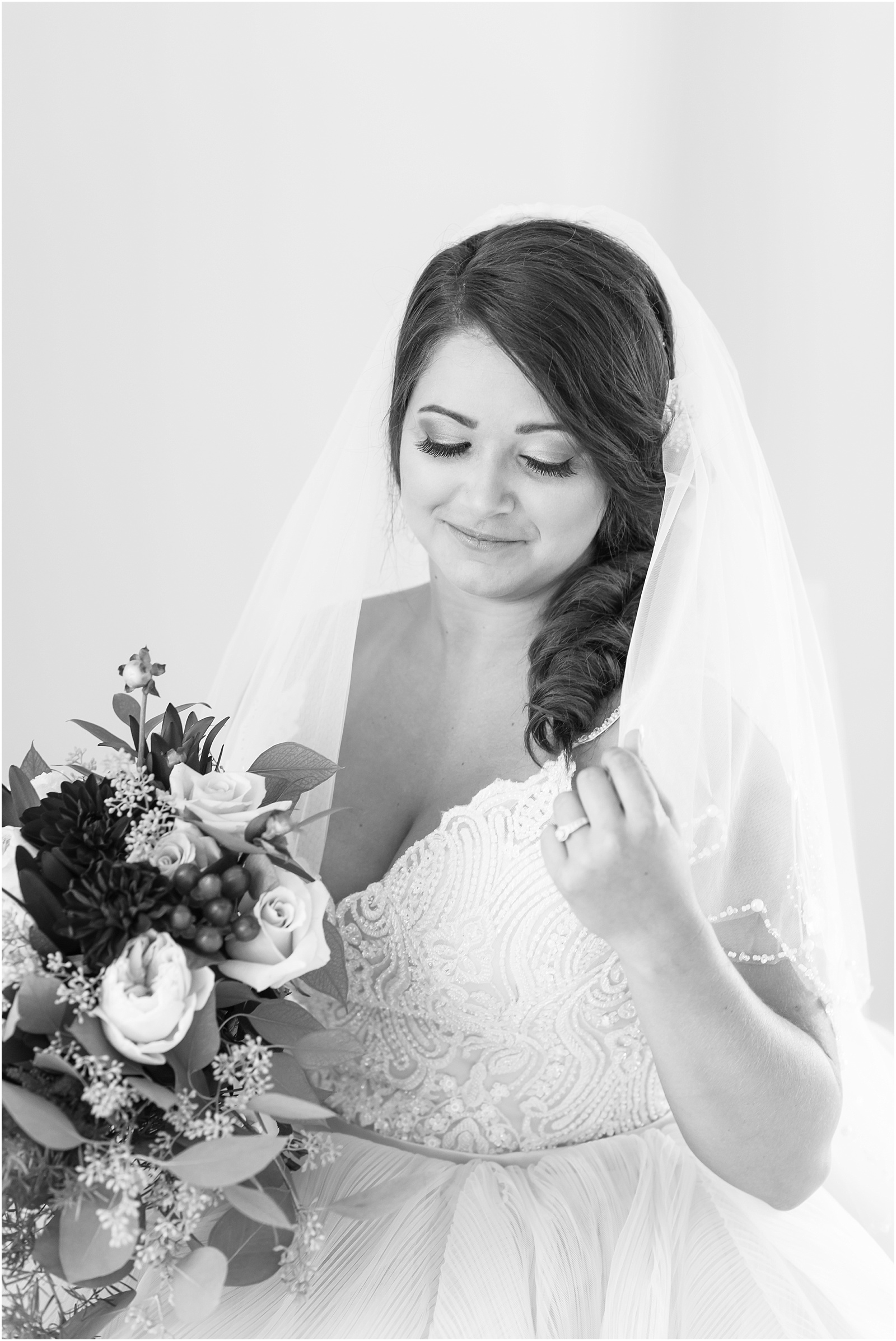 A Beautifully Elegant Sedgefield Country Club Bridal Session - Michelle ...